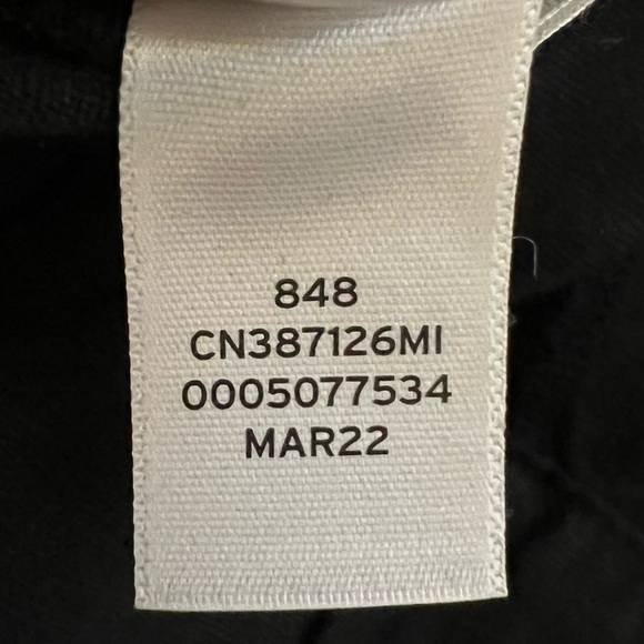 Caslon Linen Black Drawstring 2 1/2 Inch Shorts - Size Medium, NWT - Picture 10 of 14